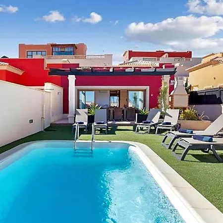 Mariposas Caleta 酒店 4*